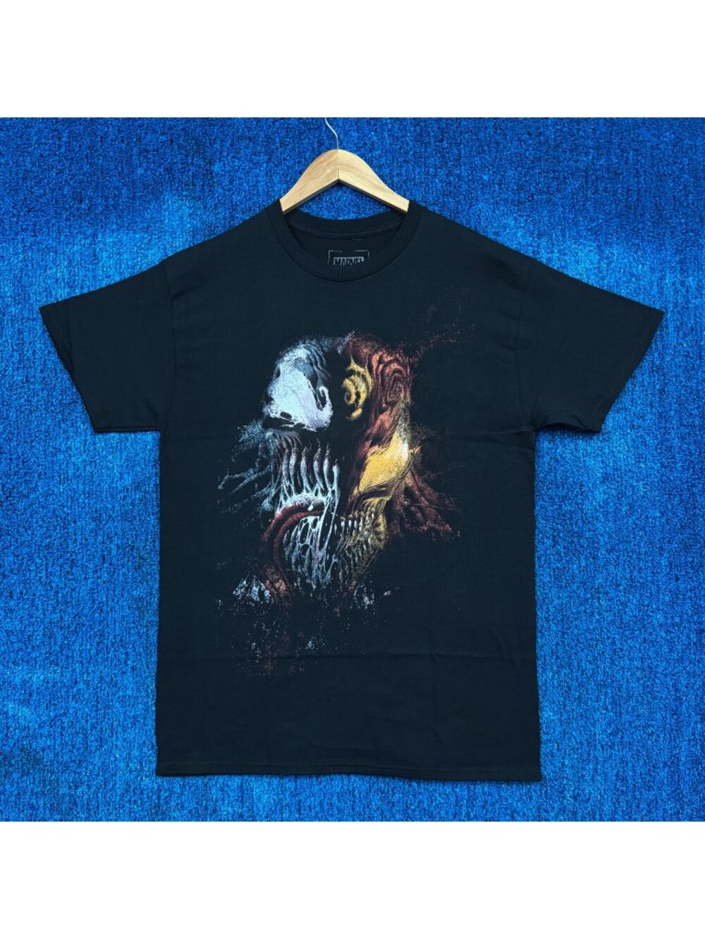 CVLA x Marvel Comics “Venom vs Carnage” Graphic T-Shirt Size Medium